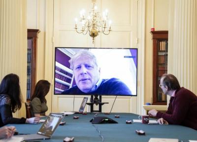 خبرنگاران تداوم ابتلای نخست وزیر انگلیس به کرونا و خانه نشینی وی