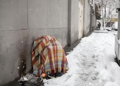 برای زنده نگه داشتن بی خانمان ها به پتو، لباس گرم مواد غذایی احتیاج داریم